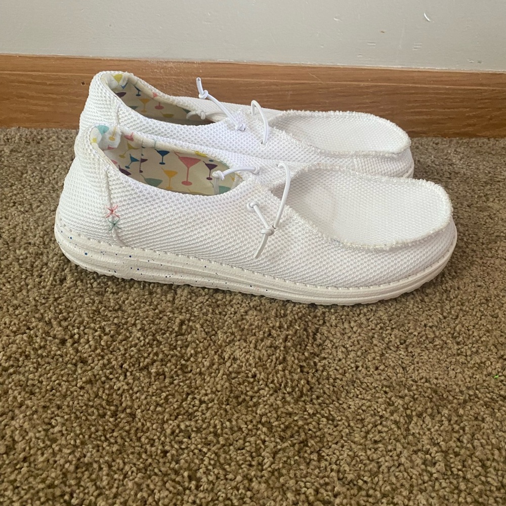 women’s shoes